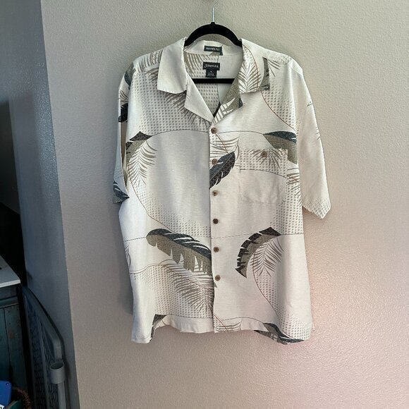 St‎ John Bay Tropical Silk Short Sleeve Shirt   Size X-Large - Picture 1 of 7
